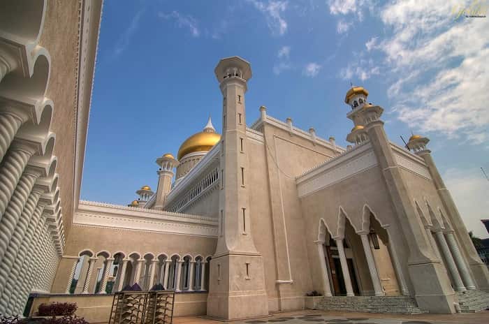 la mosquée Sultan Omar Ali Saifuddin
